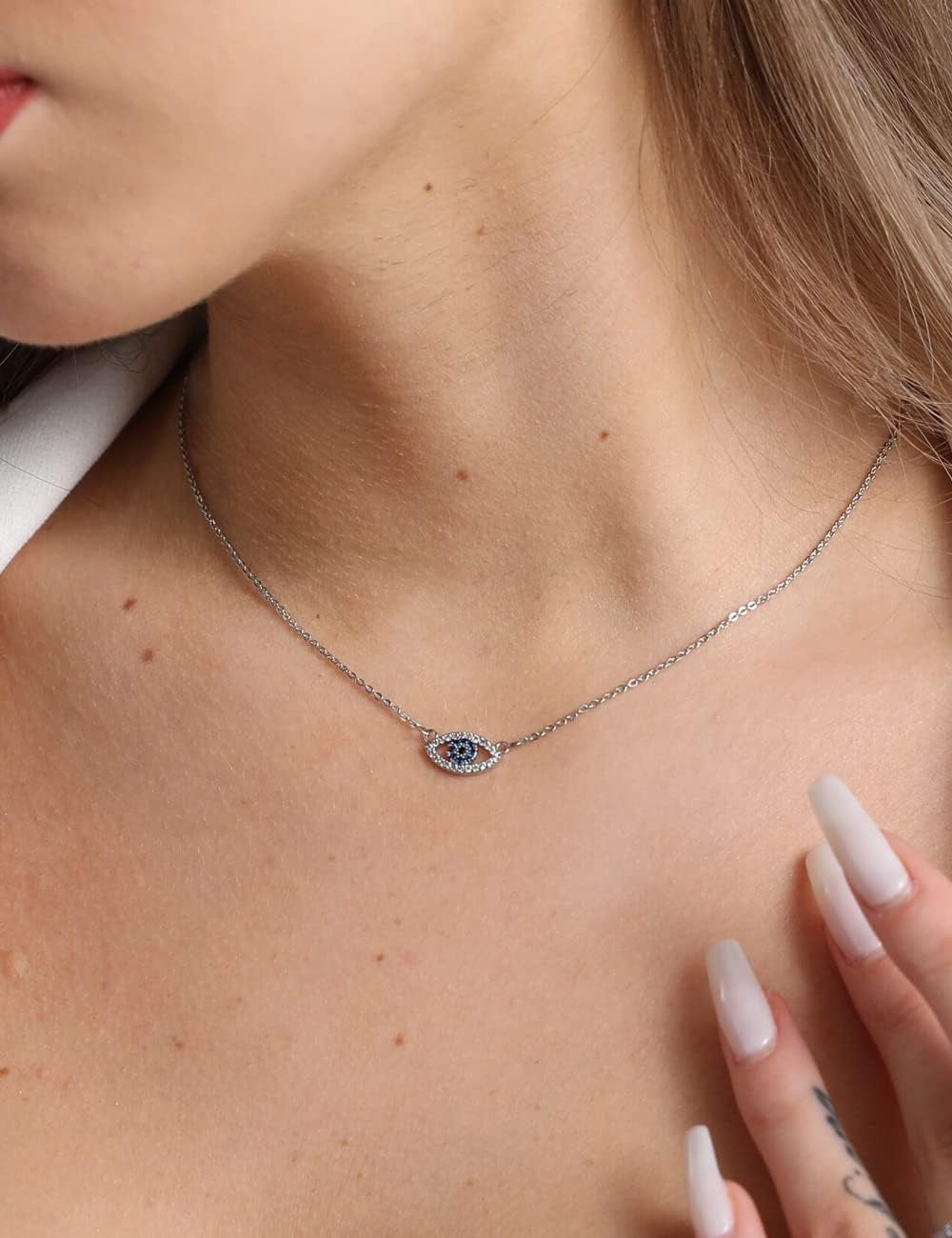 Gold Evil Eye Layered Necklaces for Women 14K Gold Plated Evil Eye Layering Necklaces Satellite Beaded Silver Choker Necklaces Dainty Fake Diamond Pendant Necklace Set 2Pcs